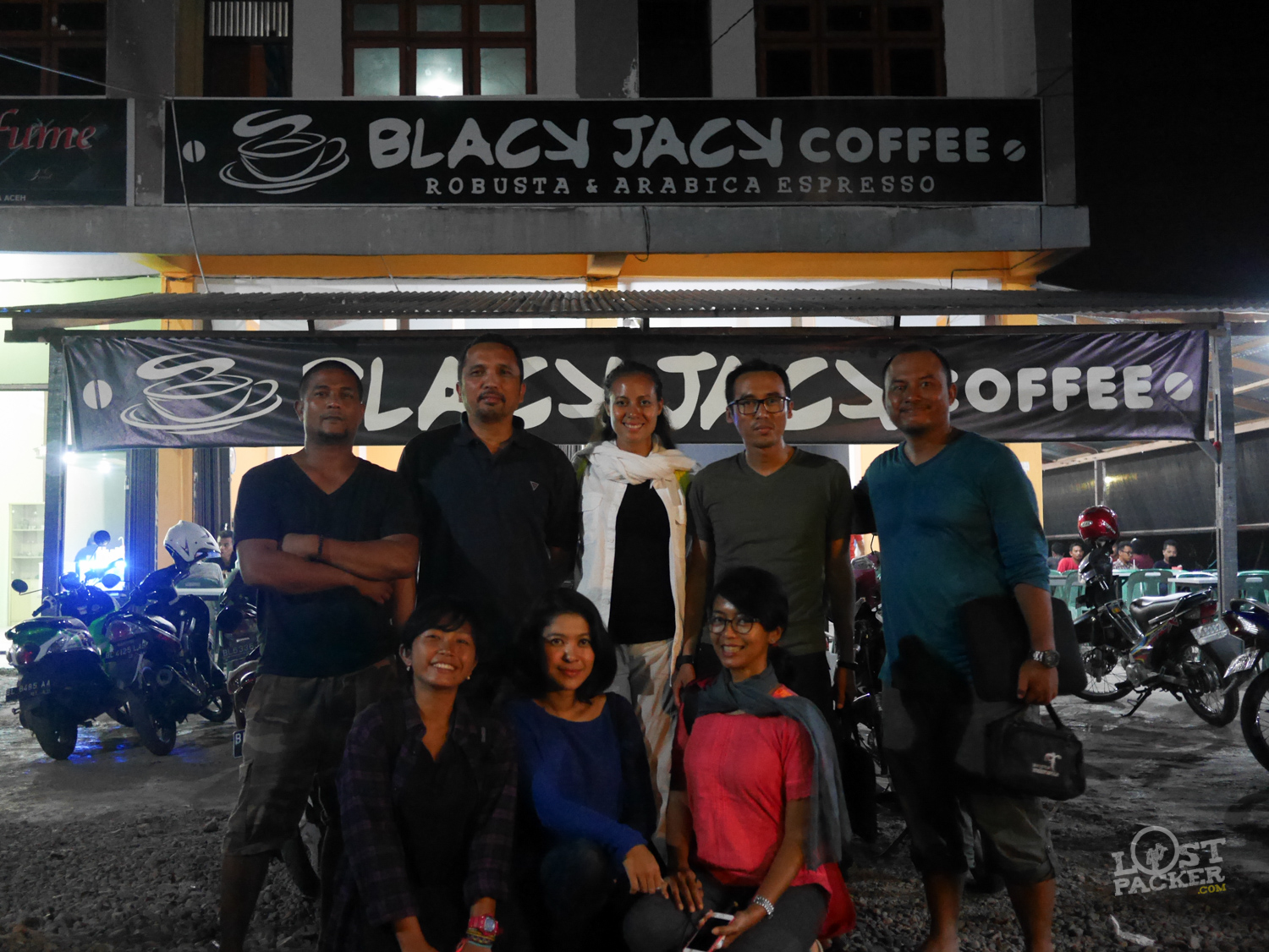 Sesaat sebelum pulang dari Kedai Kopi Black Jack Aceh
